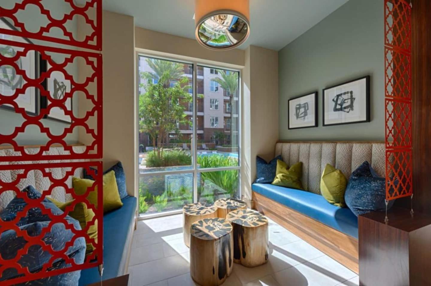 Downtown Apt Free Parking - Pool - Gym - Fully Kitchen ヒューストン エクステリア 写真